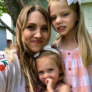 Meet your Posher, Stefanie